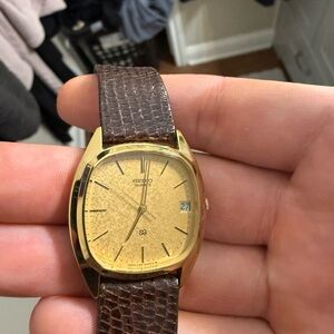 Seiko Gold and Brown Men's Quartz Vintage 1982 watch